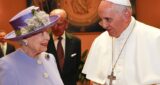 Pope to Queen: “Nice Bum”